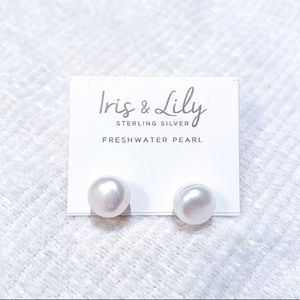 Iris & Lily Sterling Silver Saltwater Pearl Earring Studs